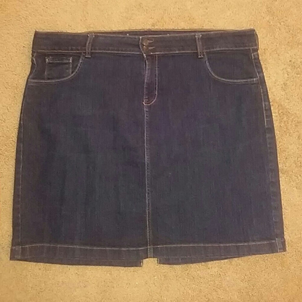 Old Navy Plus Size Denim Jean Skirt - Size 20 - Picture 2 of 8